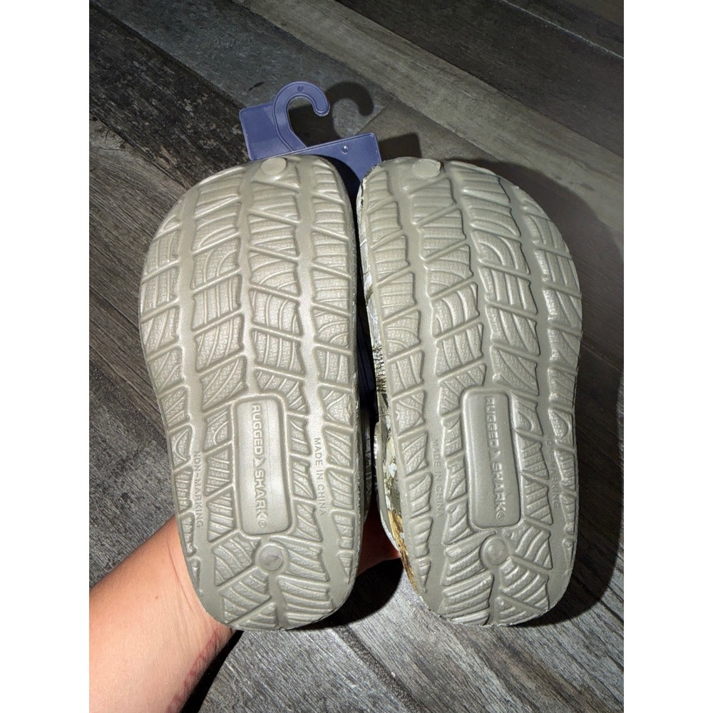 Boy clogs size 8 2 pack - Picture 4 of 5